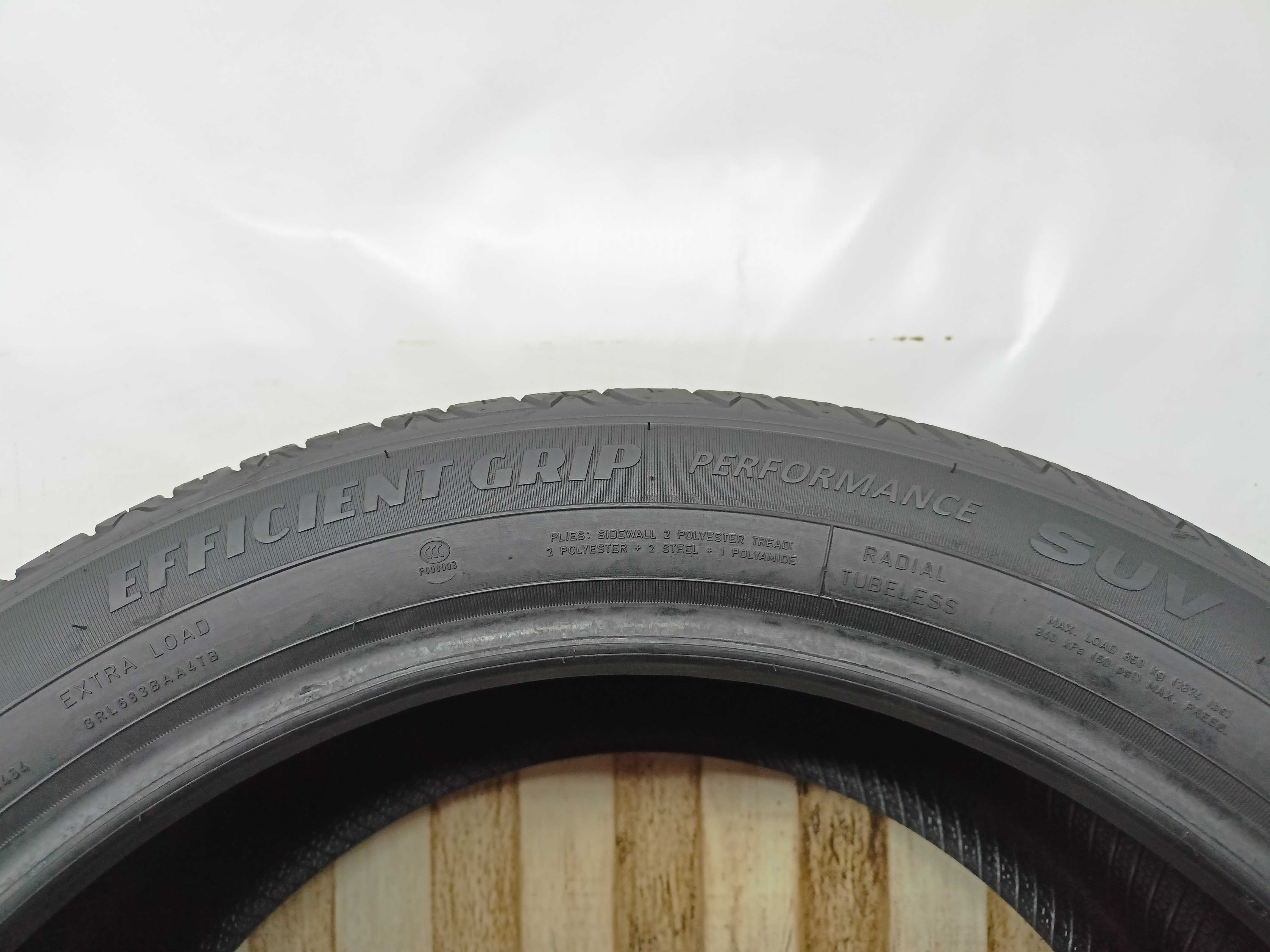 Goodyear Efficientgrip 245/45/19 2023r. 102V 7,5mm Jak Nowa (2103)