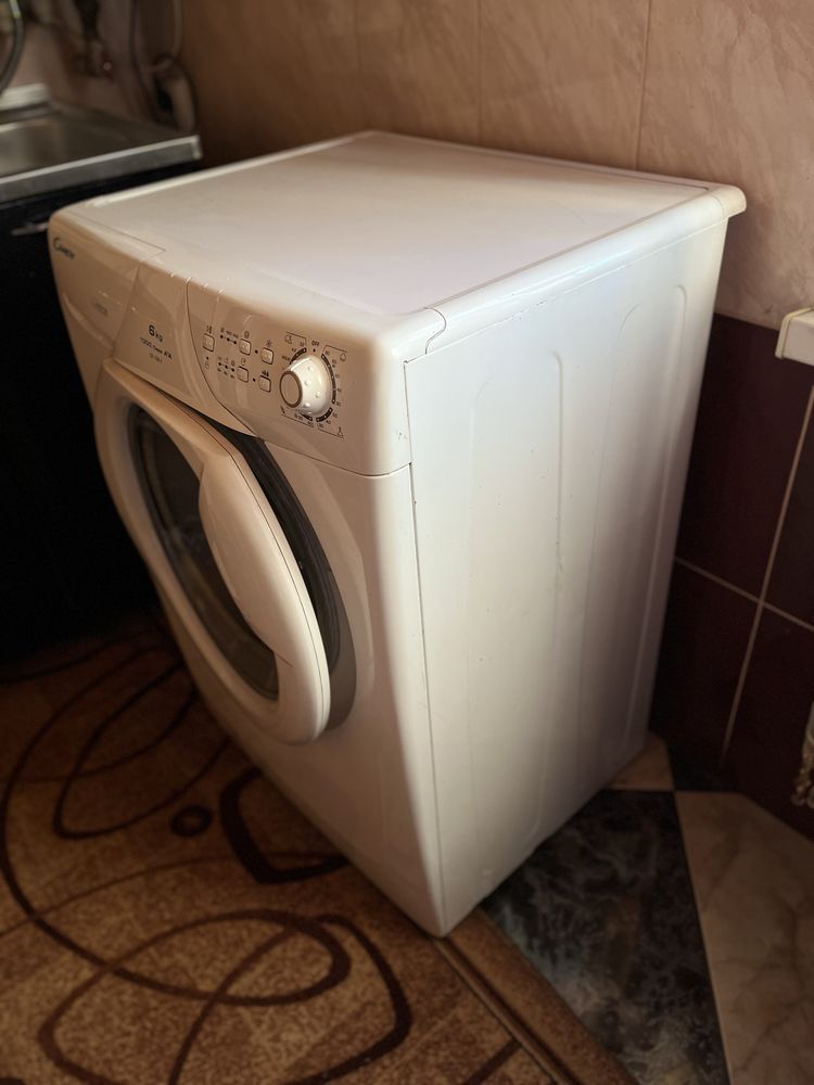 Продам пралку б/у на 6 кг