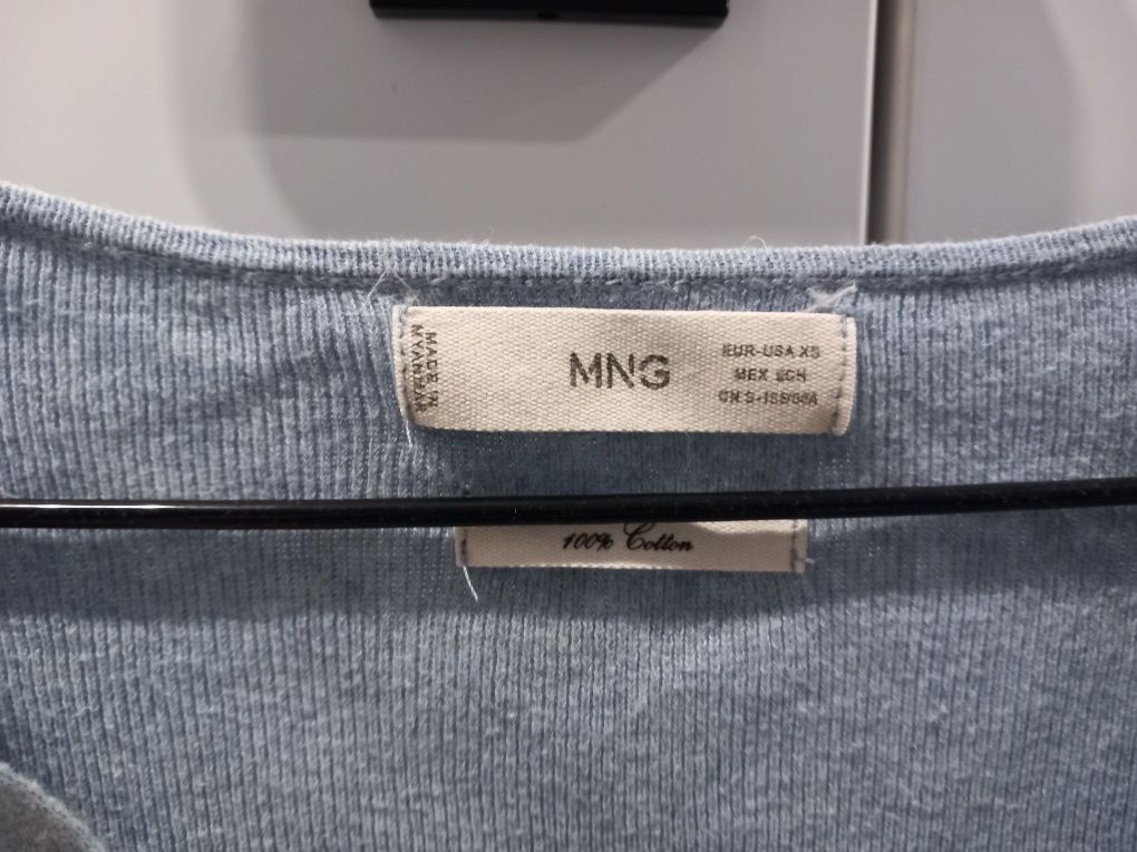 Sweterek oversize Mango