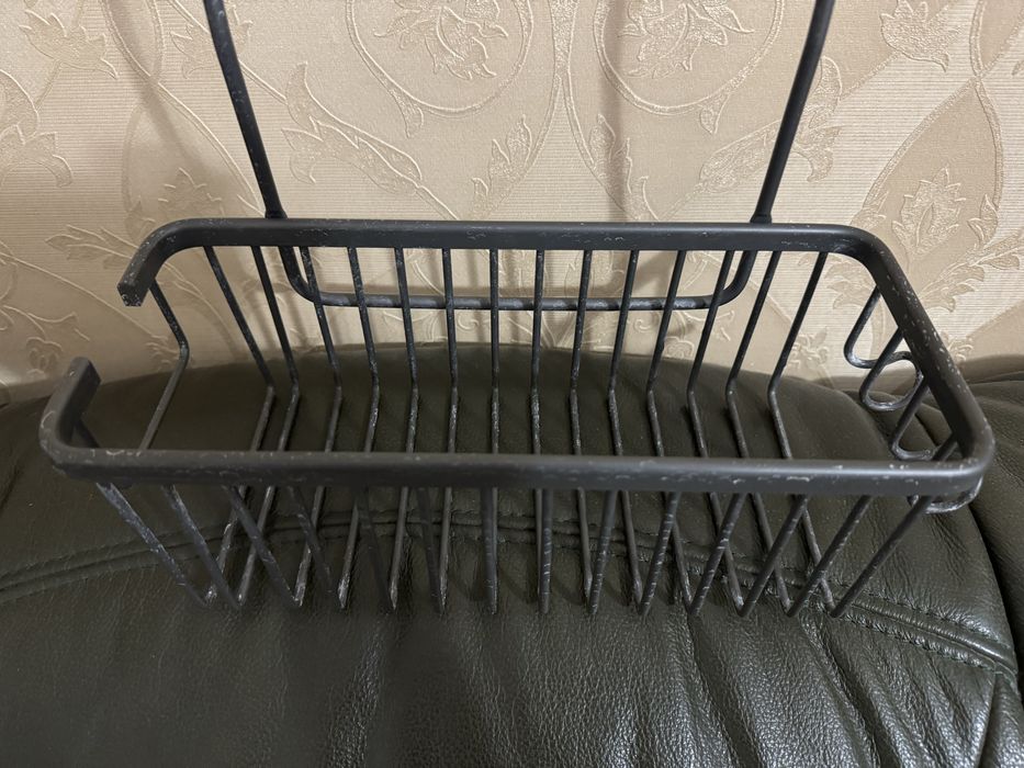 Подставка подвесная в ванную для косметики