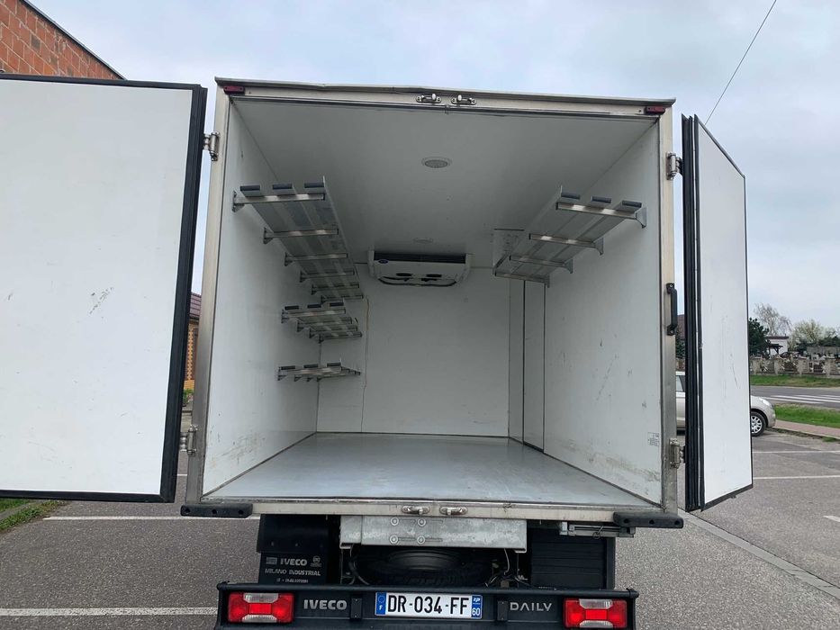 Kontener chłodnia - mroźnia 8 palet, Xsarios 500, iveco