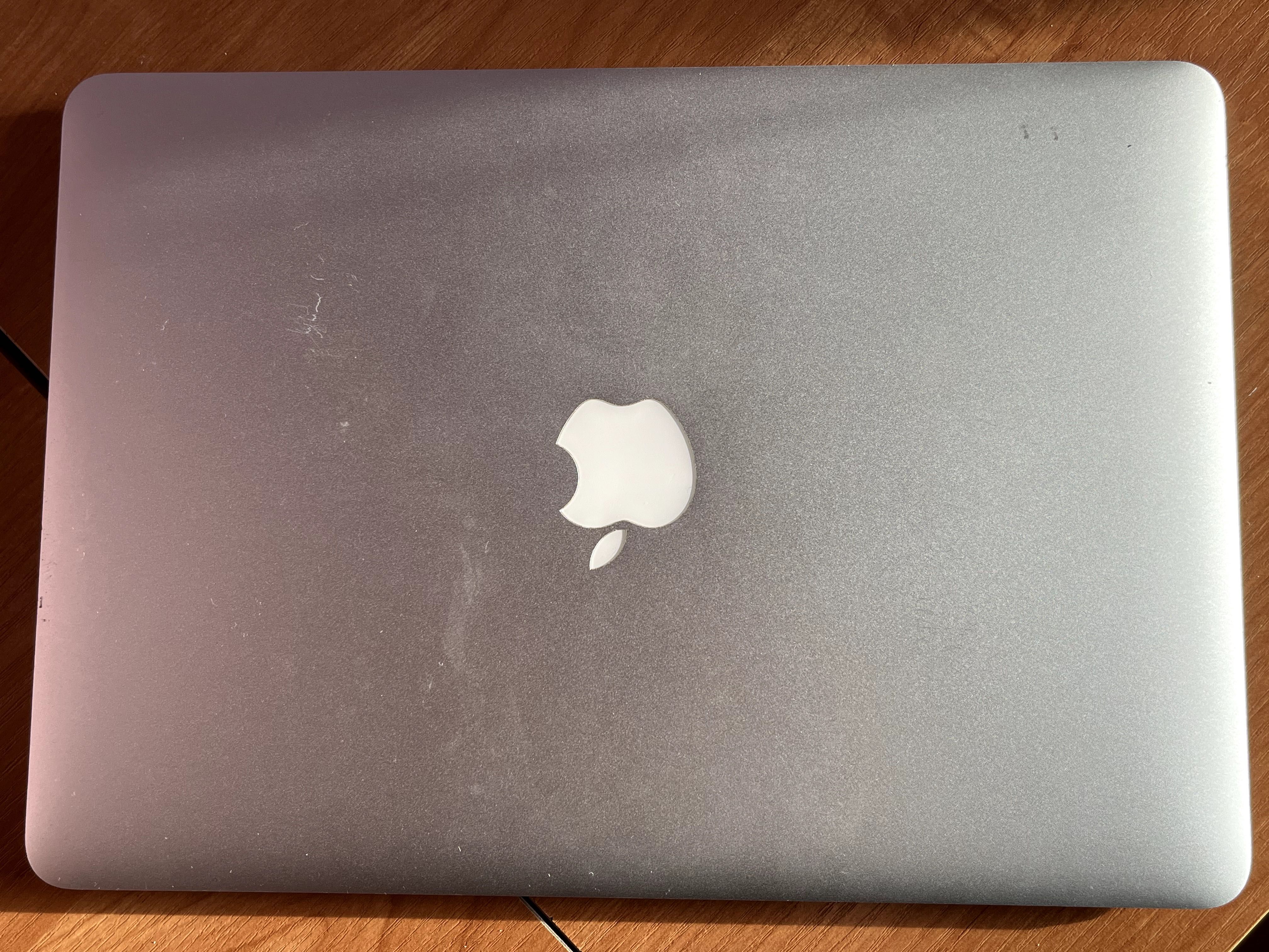 MacBook Air 13,3" 2017 - SPRAWNY