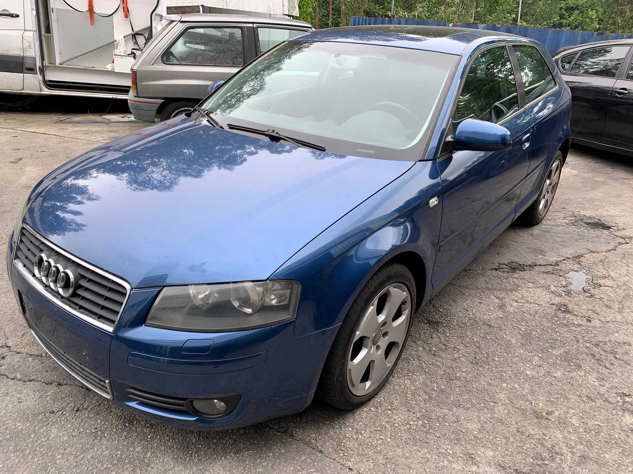 PARA PEÇAS AUDI A3 8P DE 2003