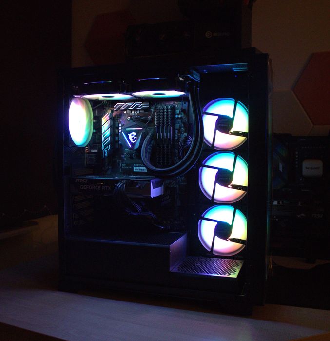 Wydajny komputer do gier - Msi Rtx 5060 /ryzen5 5600/32GB ram/1 TB ssd