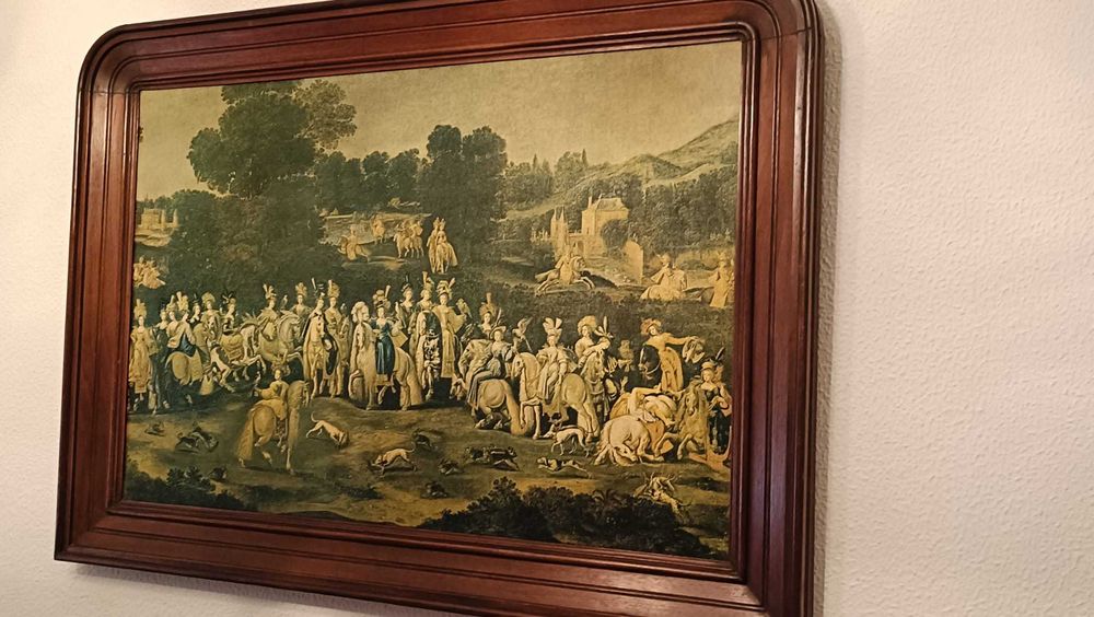 Taças de Arte sacra e cruz de cristo trabalhada