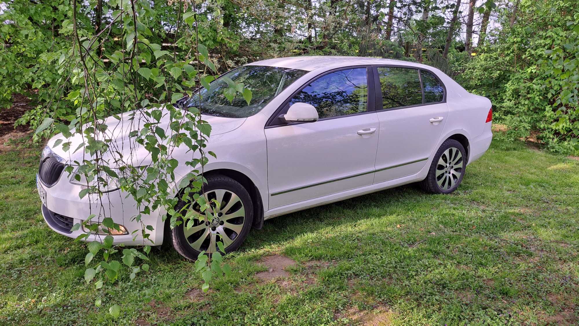 Skoga Superb Bardzo Zadbana 2 kpl kół alu. Nowy rozrząd.