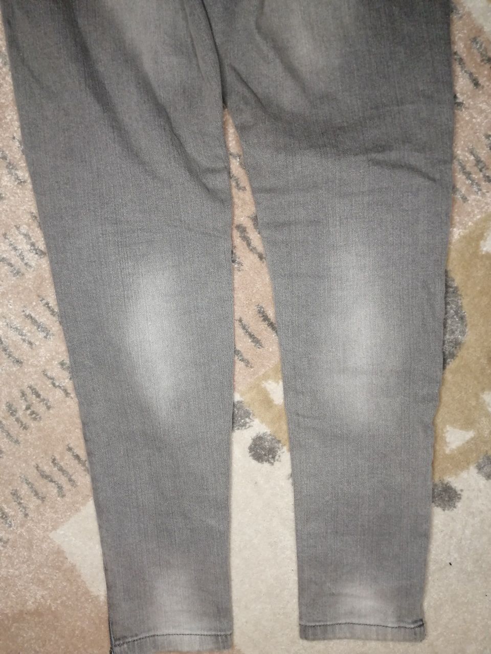 Spodnie szare typu dżinsy