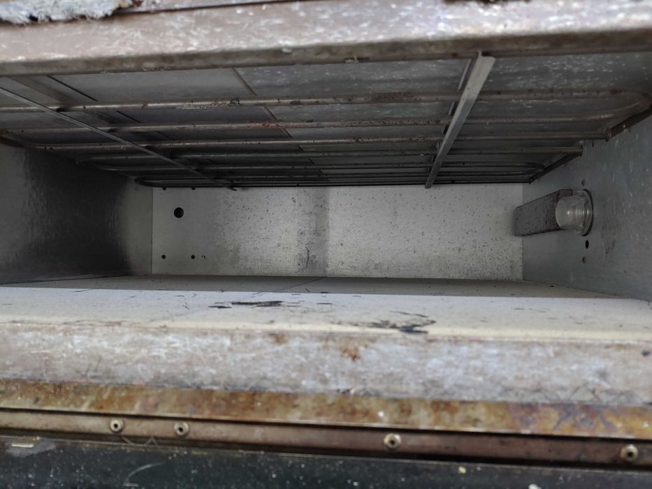 Продам печь для пиццы ширина камеры 70см., б/у.