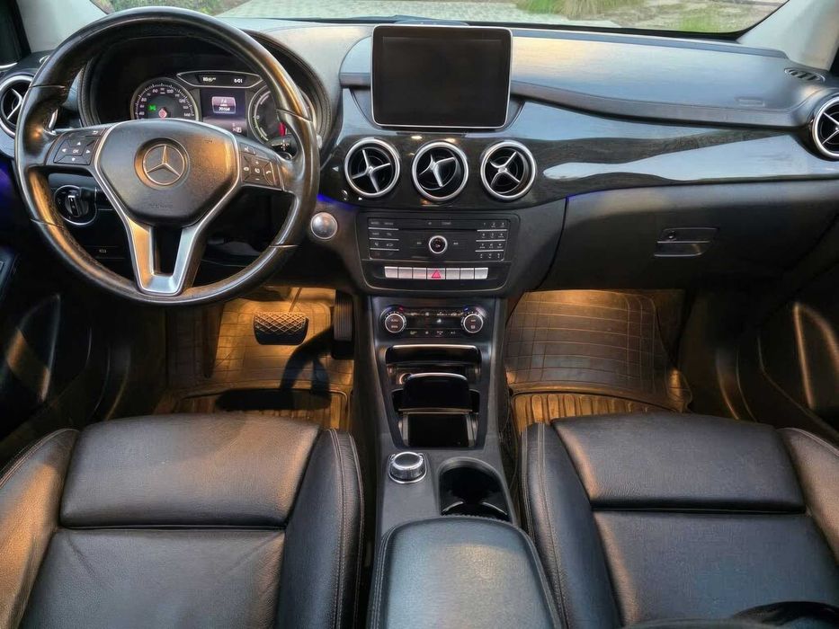 Mercedes-Benz B-Class B 250      2016