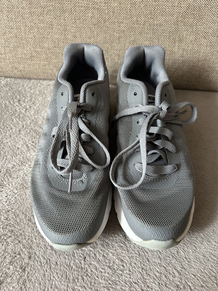 Nike Air Max Invigor 90 rozm. 36,5