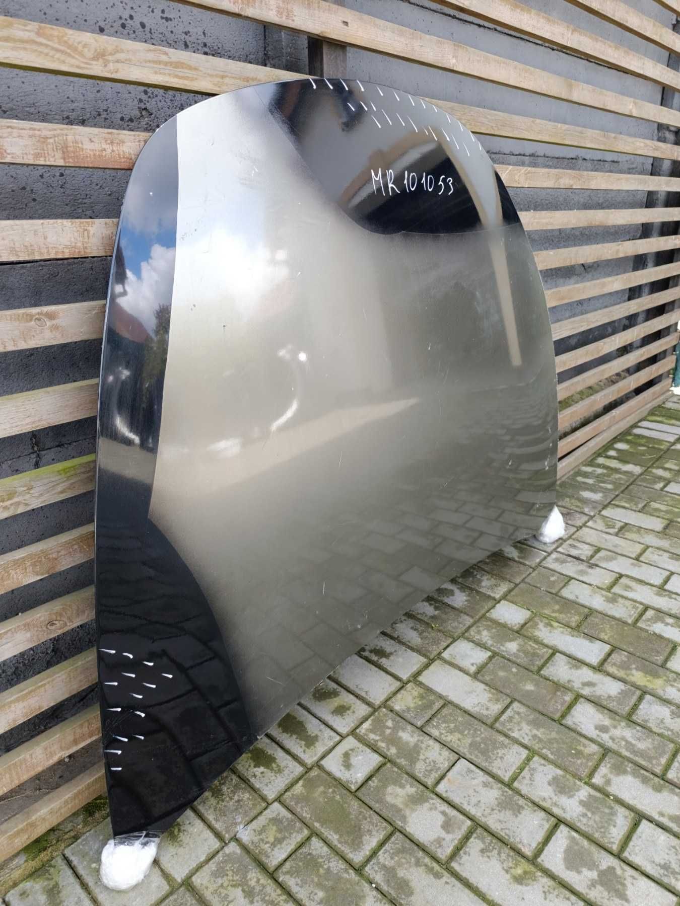 Tesla Model Y Maska Aluminium