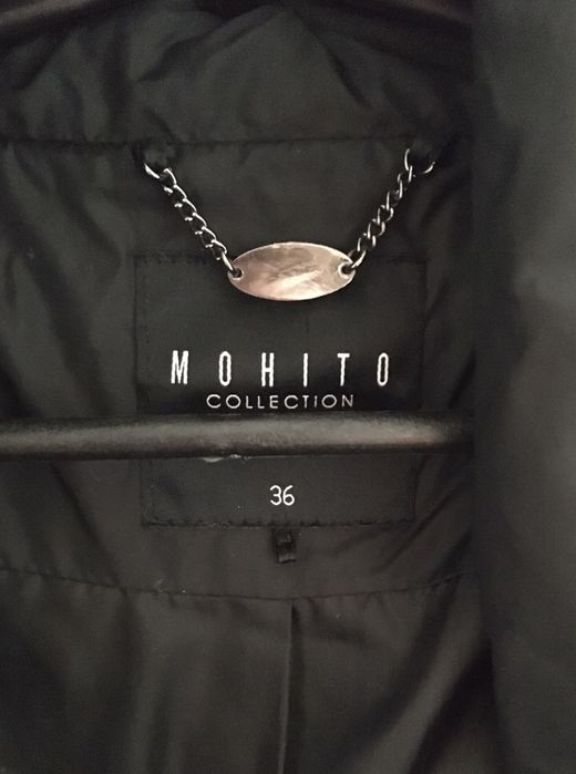 Пуховик черного цвета Mohito