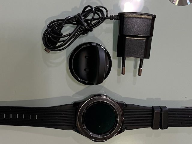 Relógio Samsung Watch Bluetooth 46mm cinza, pouco uso.