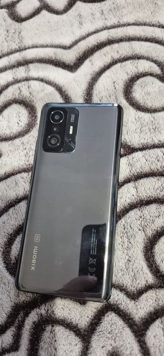 Телефон Xiaomi 11T