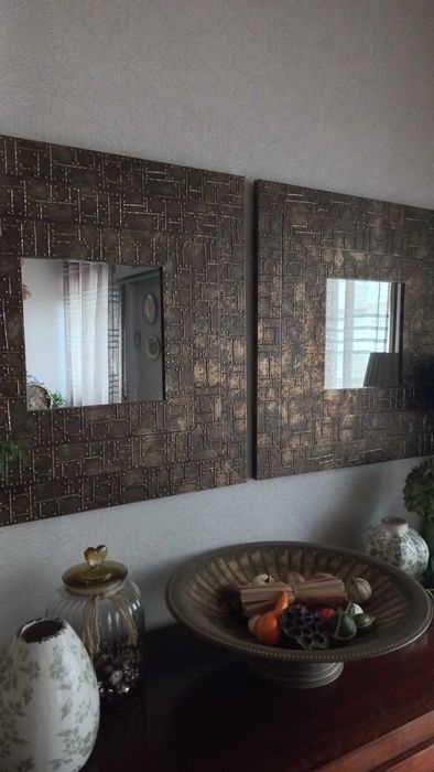 Dois Espelhos idênticos em muito bom estado