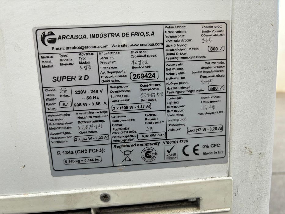 4 arcas frigoríficas industriais,(Arcaboa) usadas, em bom estado.