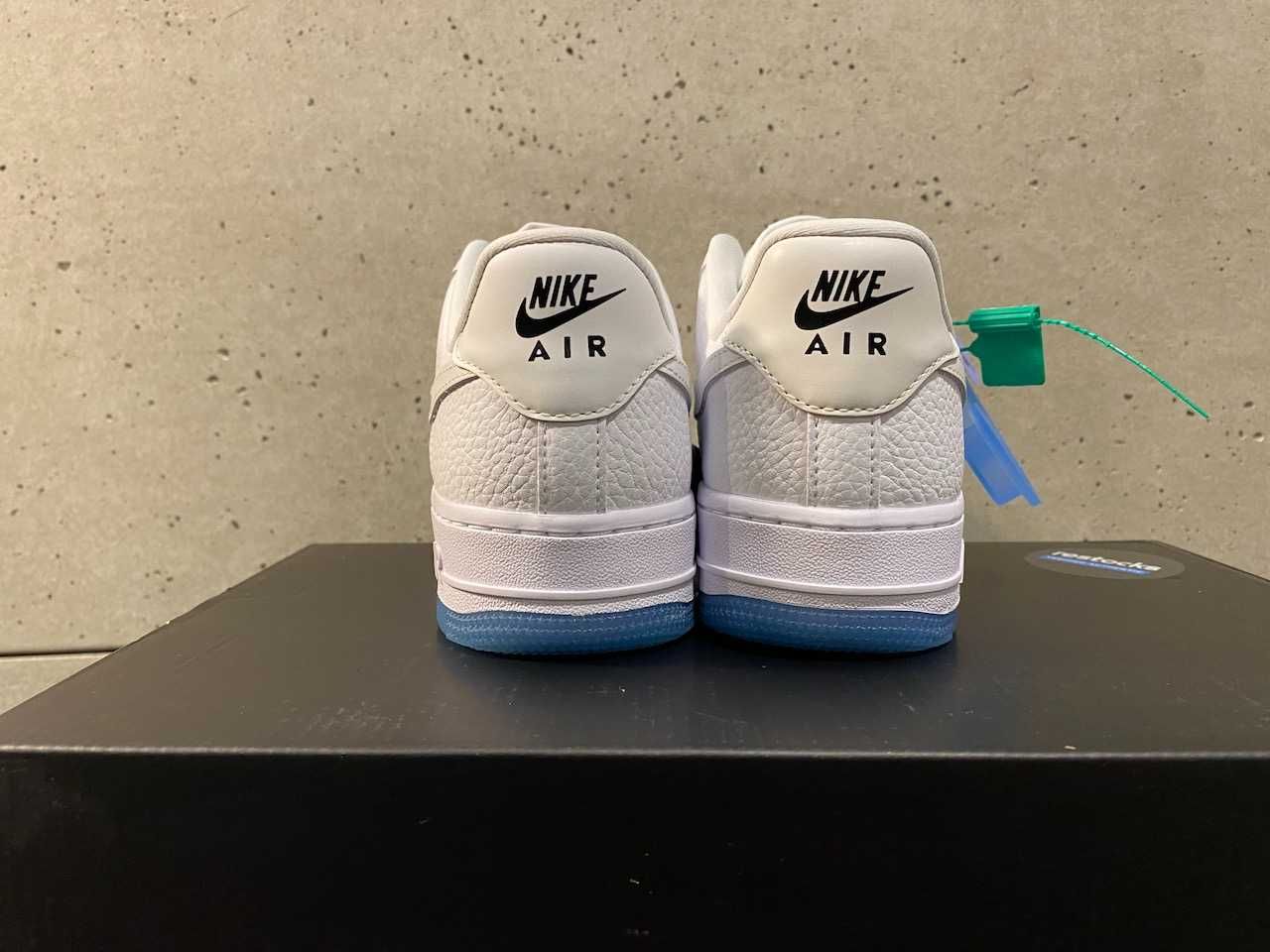 Nike Air Force 1 UV Reactive Swoosh 36.5