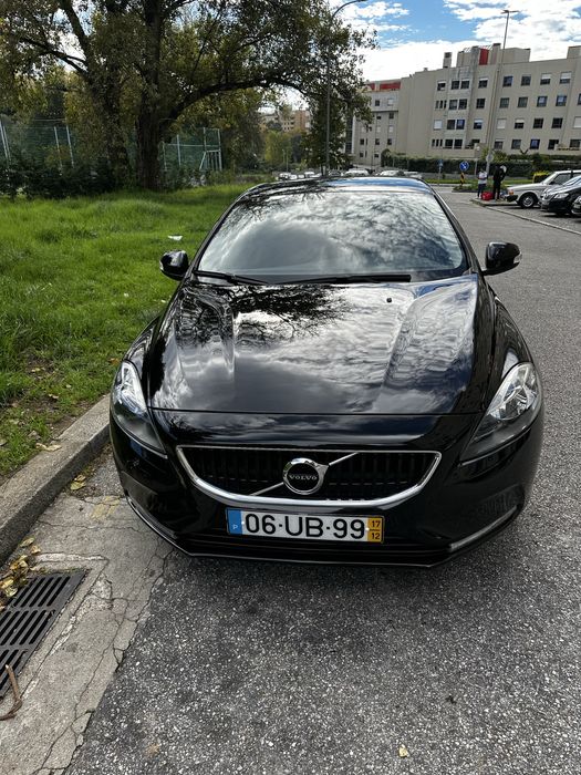 Volvo V40 com 106 mil km