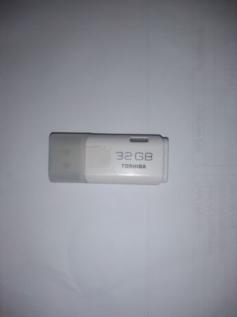 Pen USB Toshiba TransMemory U202 2.0 32GB (2 últimas unidades)