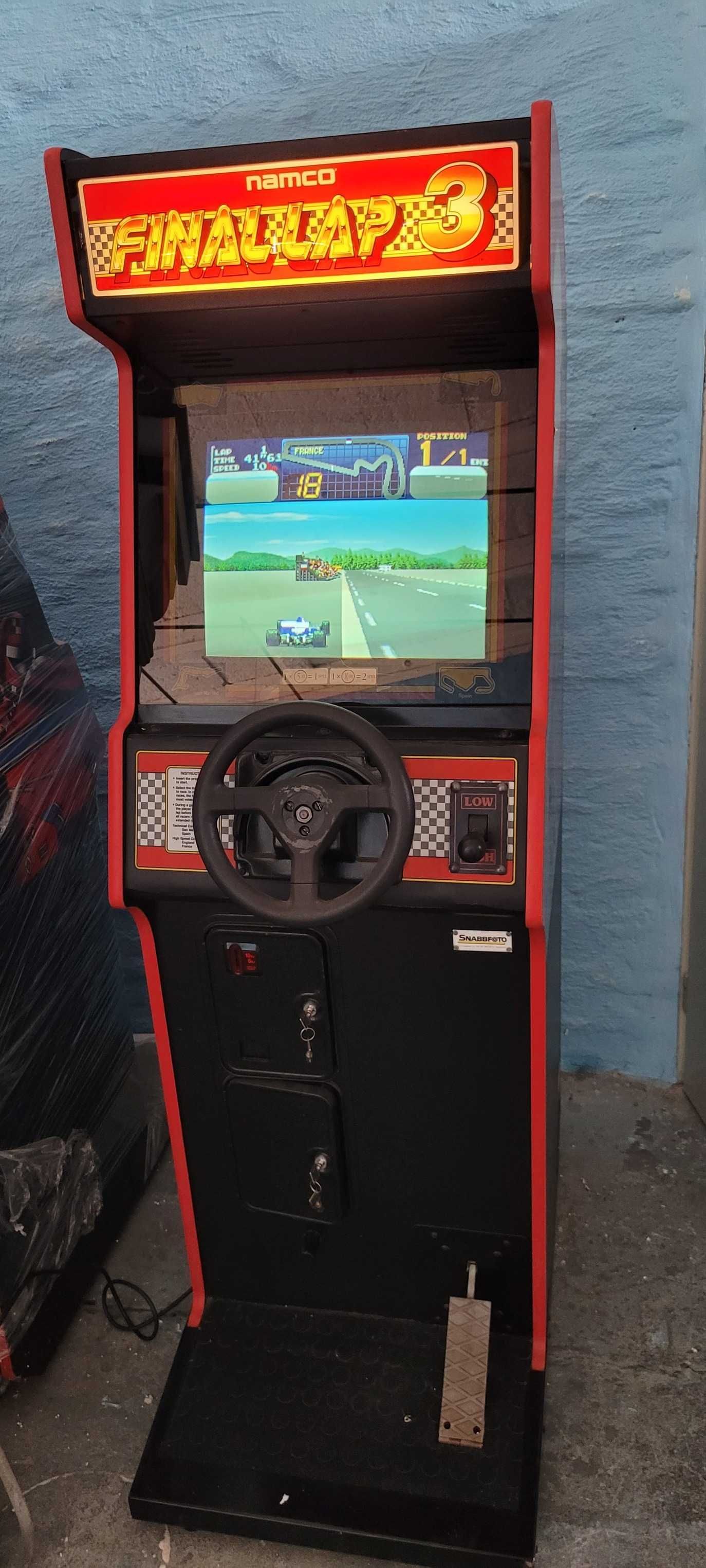 Automat Arcade Final Lap 3