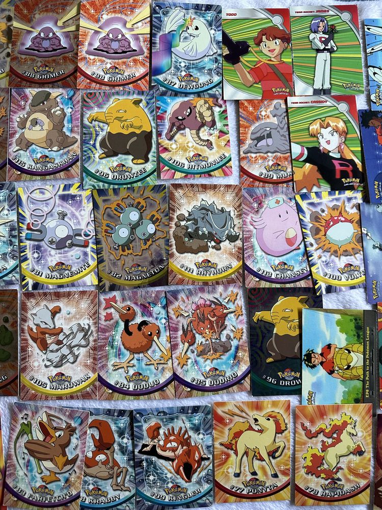 Pokemon Topps - conjunto 70 cartas