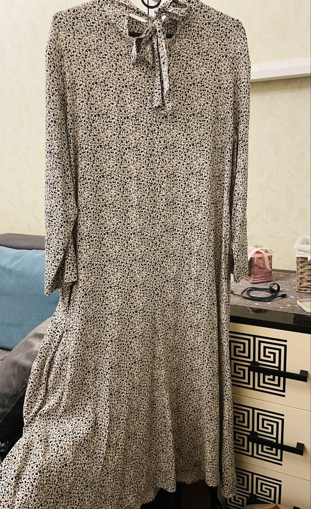 красивое платье вискоза M&S Collection