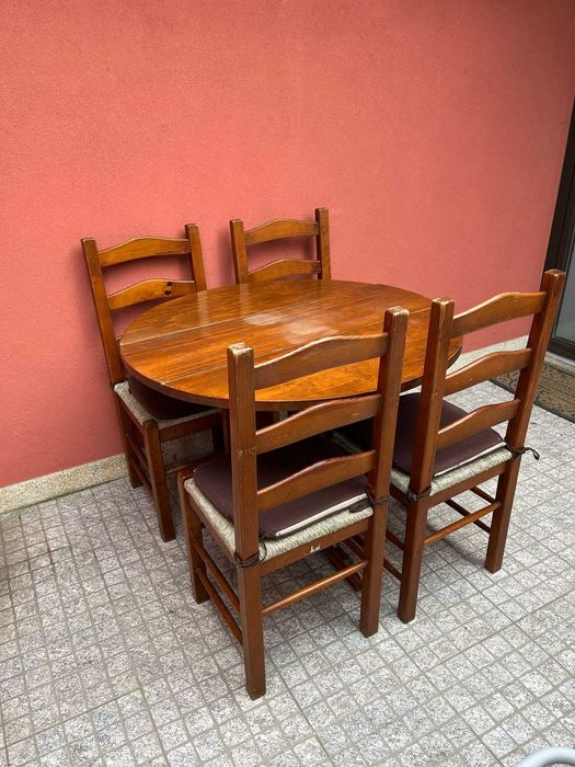 Mesa de Cozinha desdobrável com 4 cadeiras