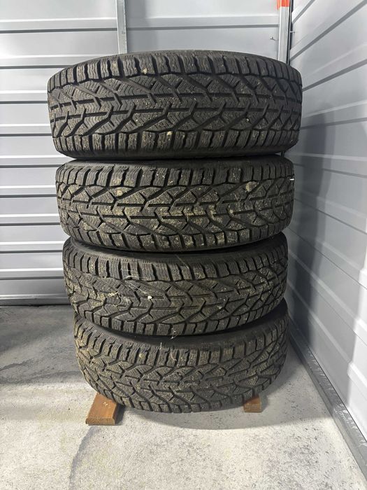 Felgi stalowe z oponami zimowymi(2024) 4x108 r15+zapas+szpilki+kołpaki