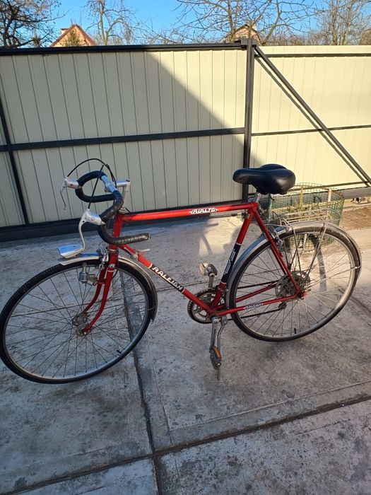 Велосипед дорожній