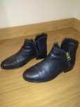 Botins pretos 36