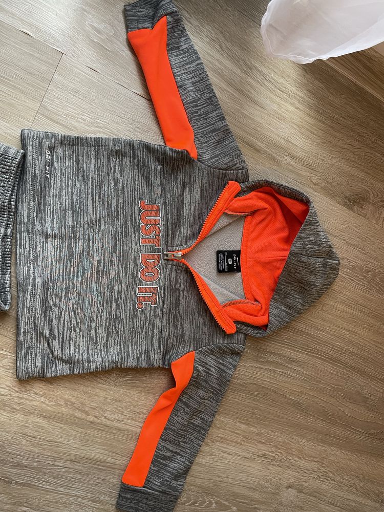 Dres Nike 18 miesięcy 86