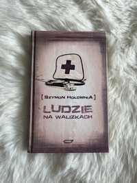 Książka Ludzie na walizkach Szymon Hołownia