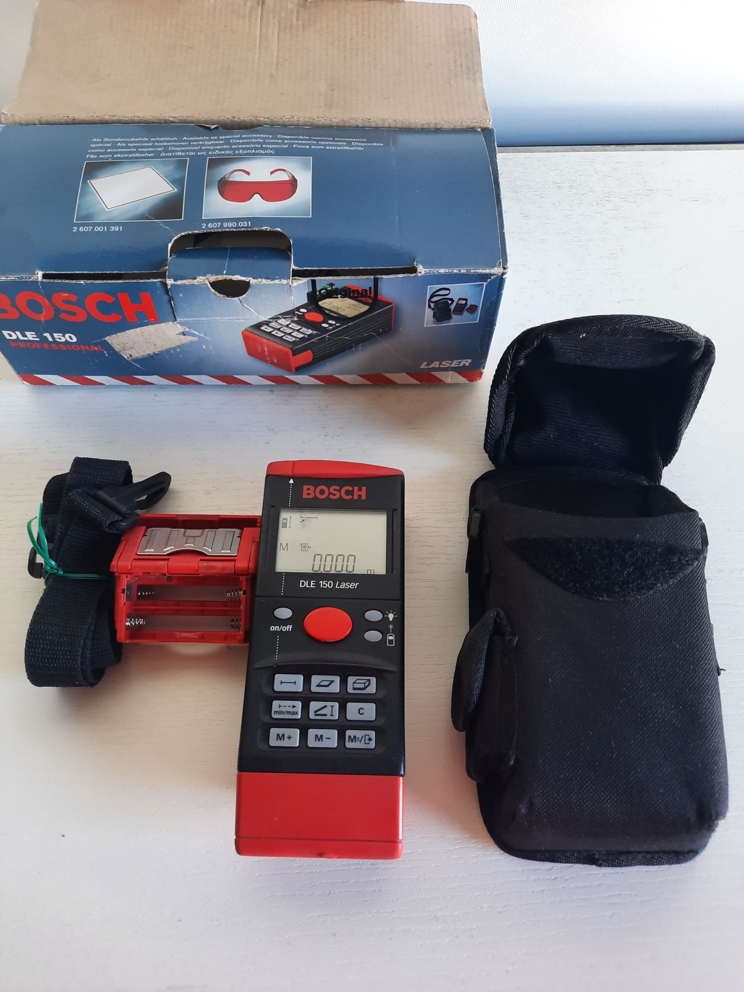 Medidor de laser BOSCH DLE 150  profissional