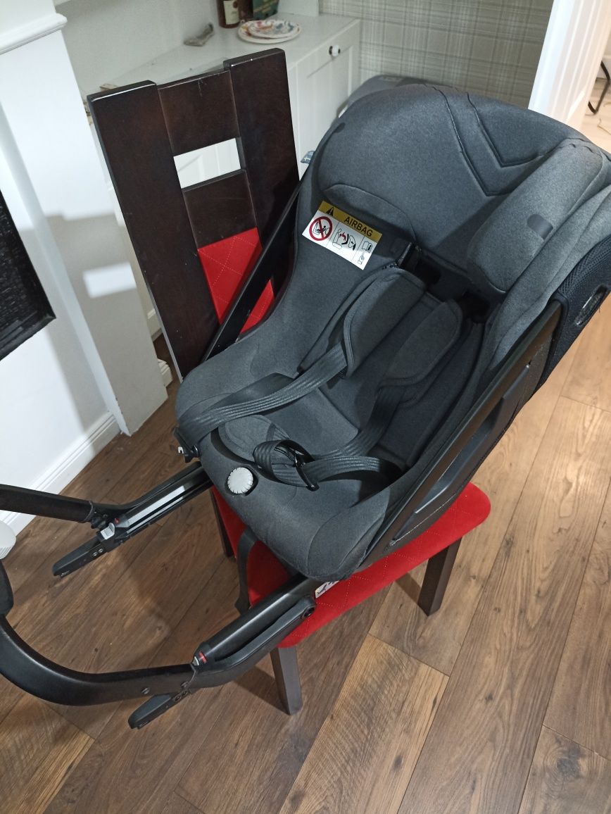 Fotelik Axkid One 0-23kg RWF od urodzenia do 11 lat
