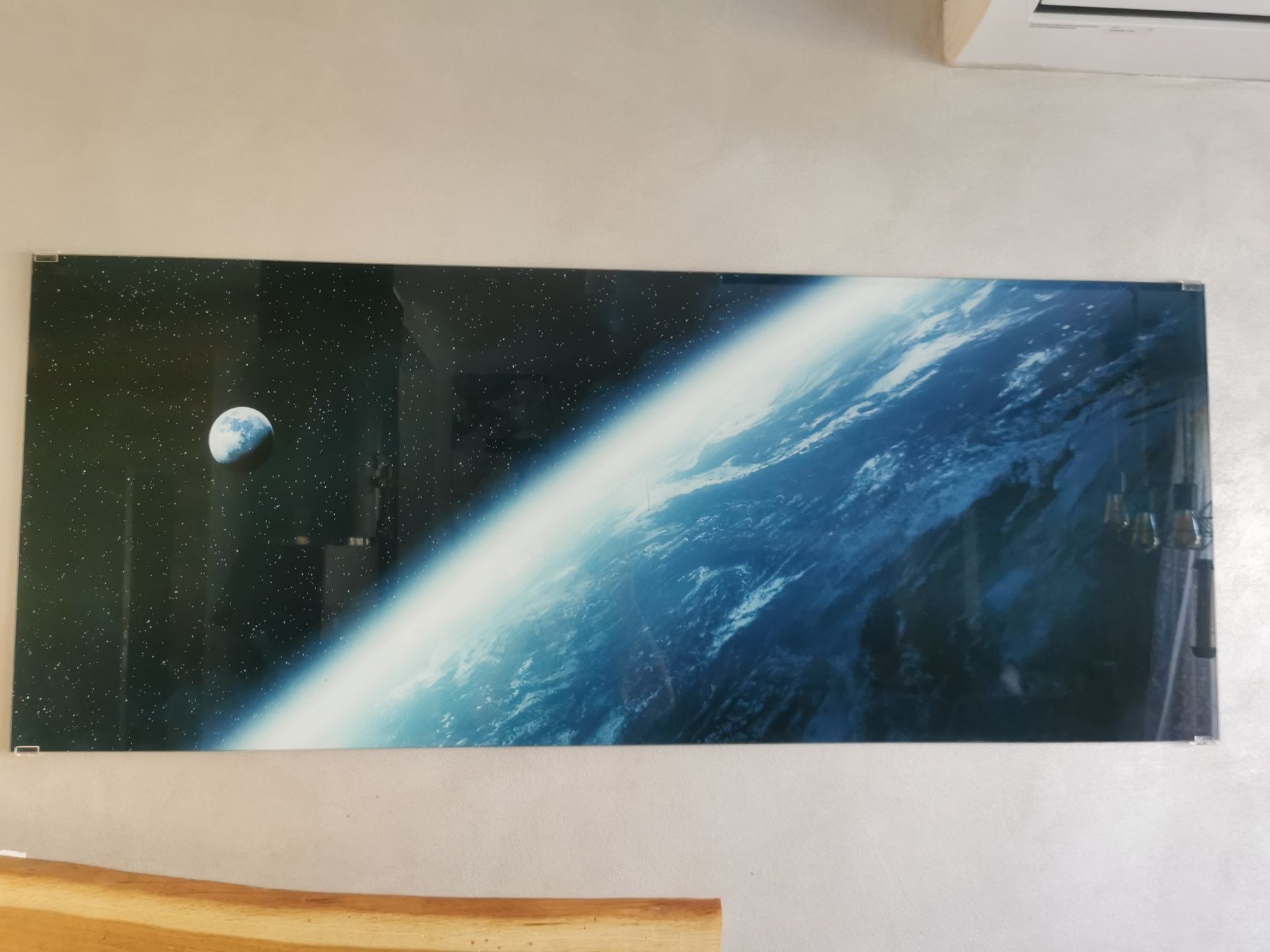 125 x 50 Szklane obrazy księżyc i ziemia