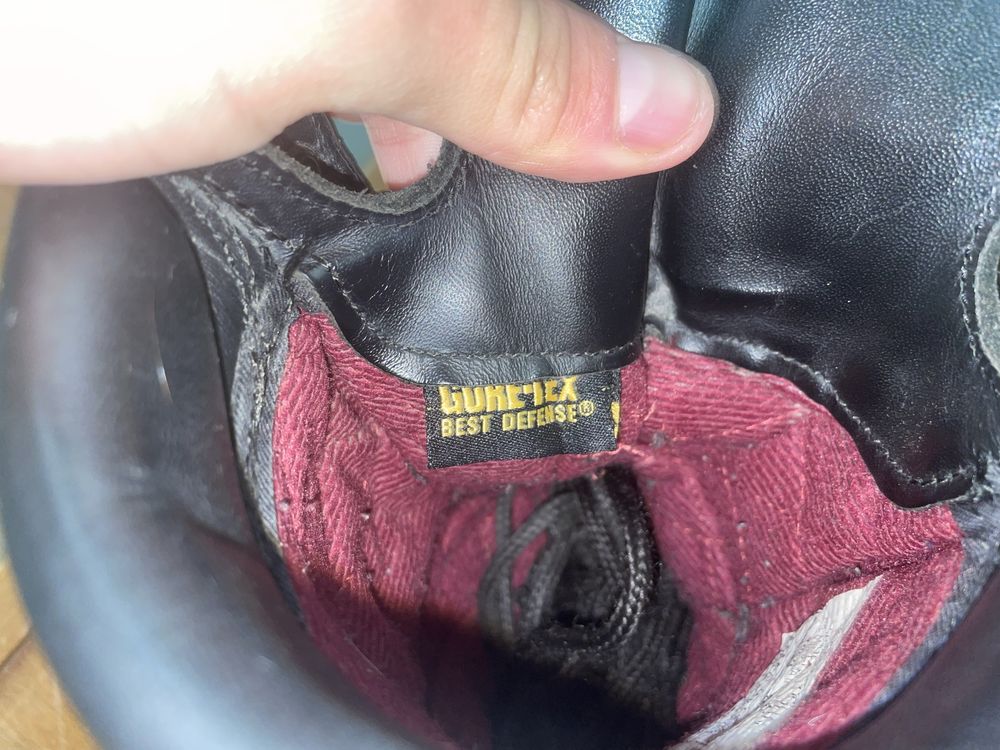 Botas em Pele Militares