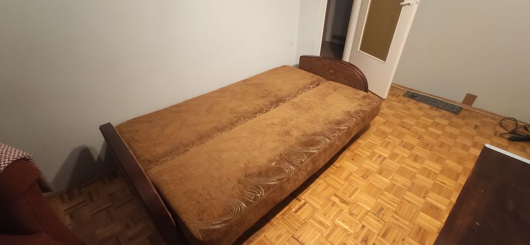 Oddam za darmo kanapę z funkcją spania