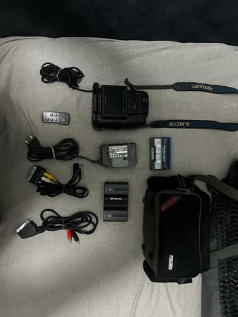 Kamera Sony Handycam SC7 Hi8