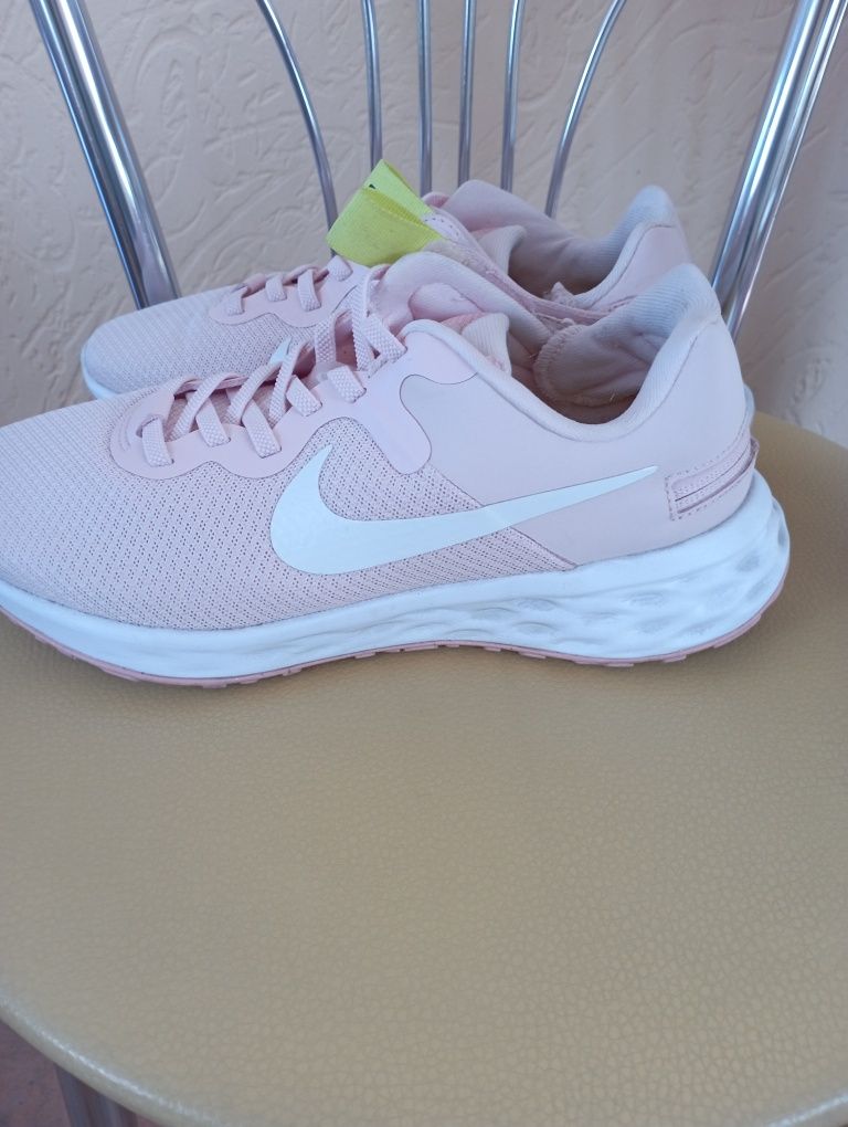 Okazja Nowe buty damskie