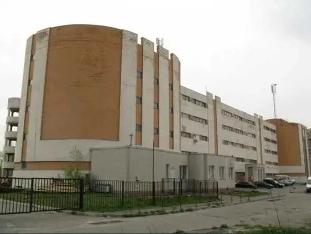 Здам секцію 9м2 (половина боксу) в ГСК Райдужний-1