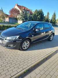 Opel Astra 1.4T 140KM SALON PL Zadbana i Pewna