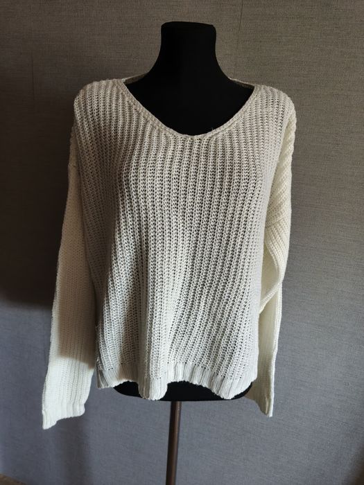 Sweterek damski kremowy rozmiar L