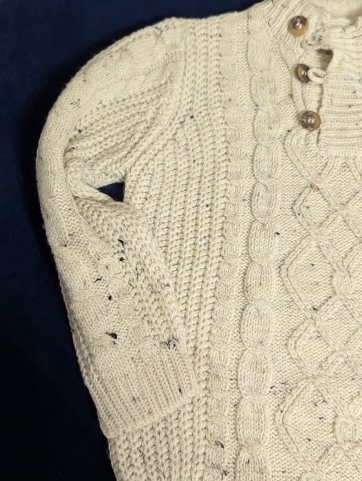 Sweter zimowy chłopięcy beżowy warkocz 104