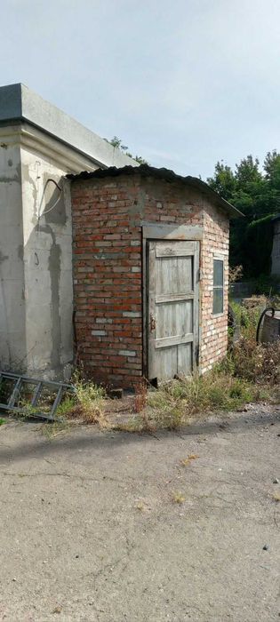 виробнича база на пр. Аношкіна