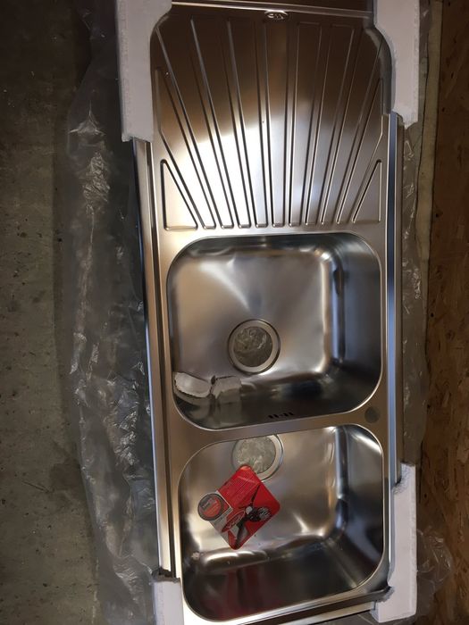 Мийка кухонна нова