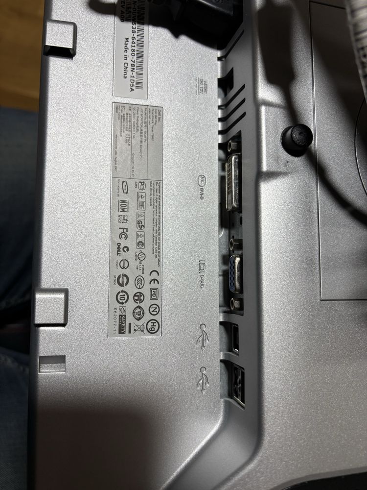 Monitor Dell Modelo 1908FPC a funcionar corretamente