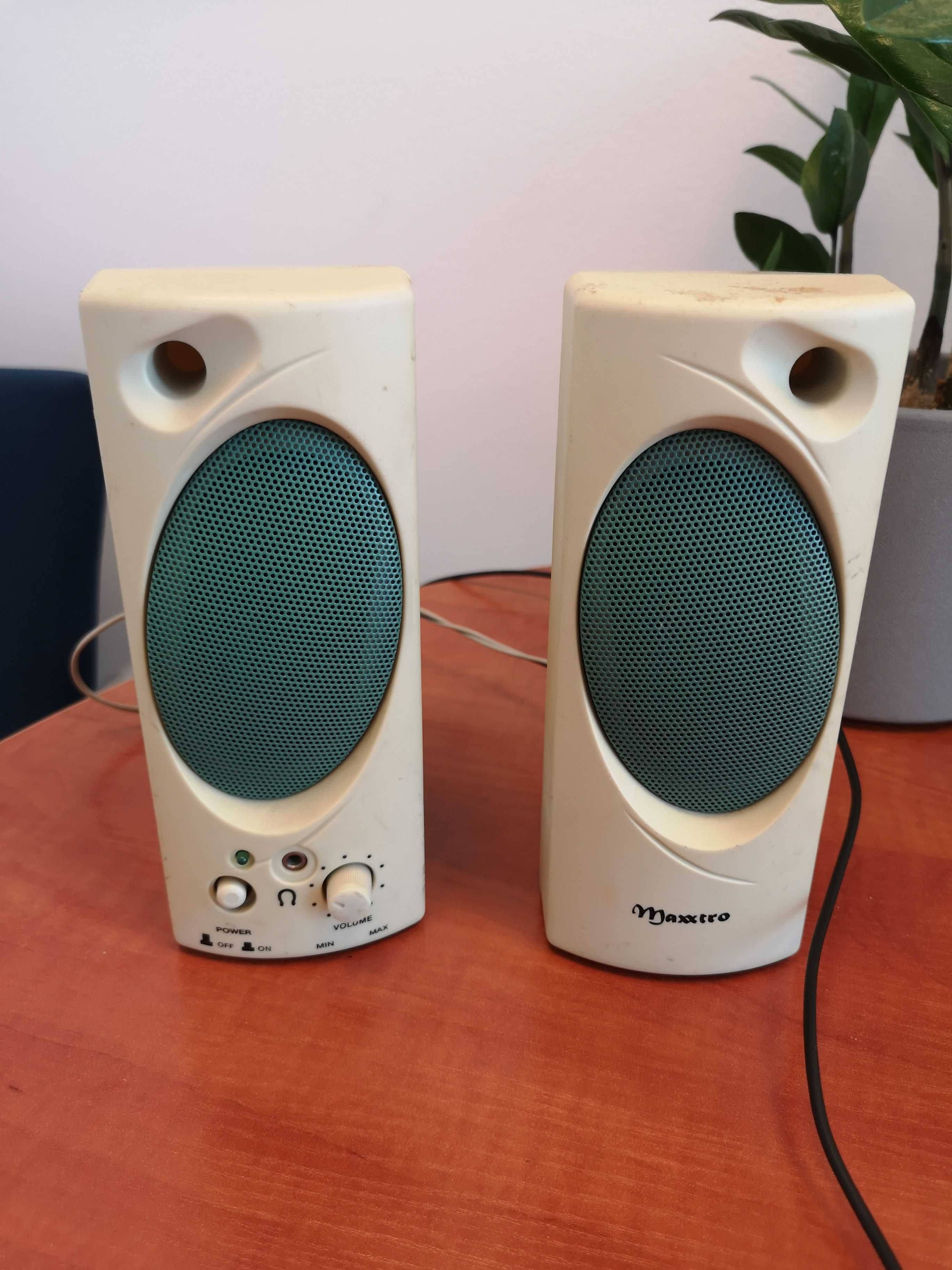 Komputer Dell Optiplex 390 + monitor, myszka, głośniki