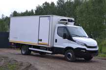 Iveco Daily 72-180 72C18 Izoterma Chłodnia Mroźnia 10 Palet Winda 1000 kg Kontener Boczne drzwi Agregat Carrier  Thermo King Import Niemcy