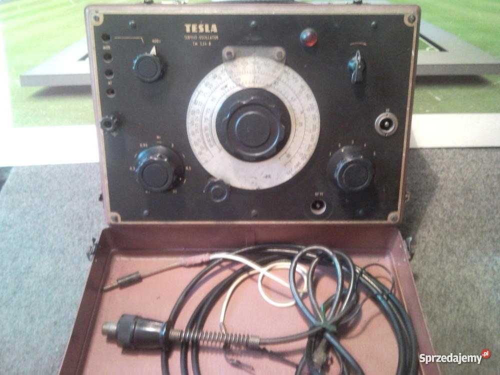 Urządzenie pomiarowe Tesla-534B.Oscylator z 1955r.