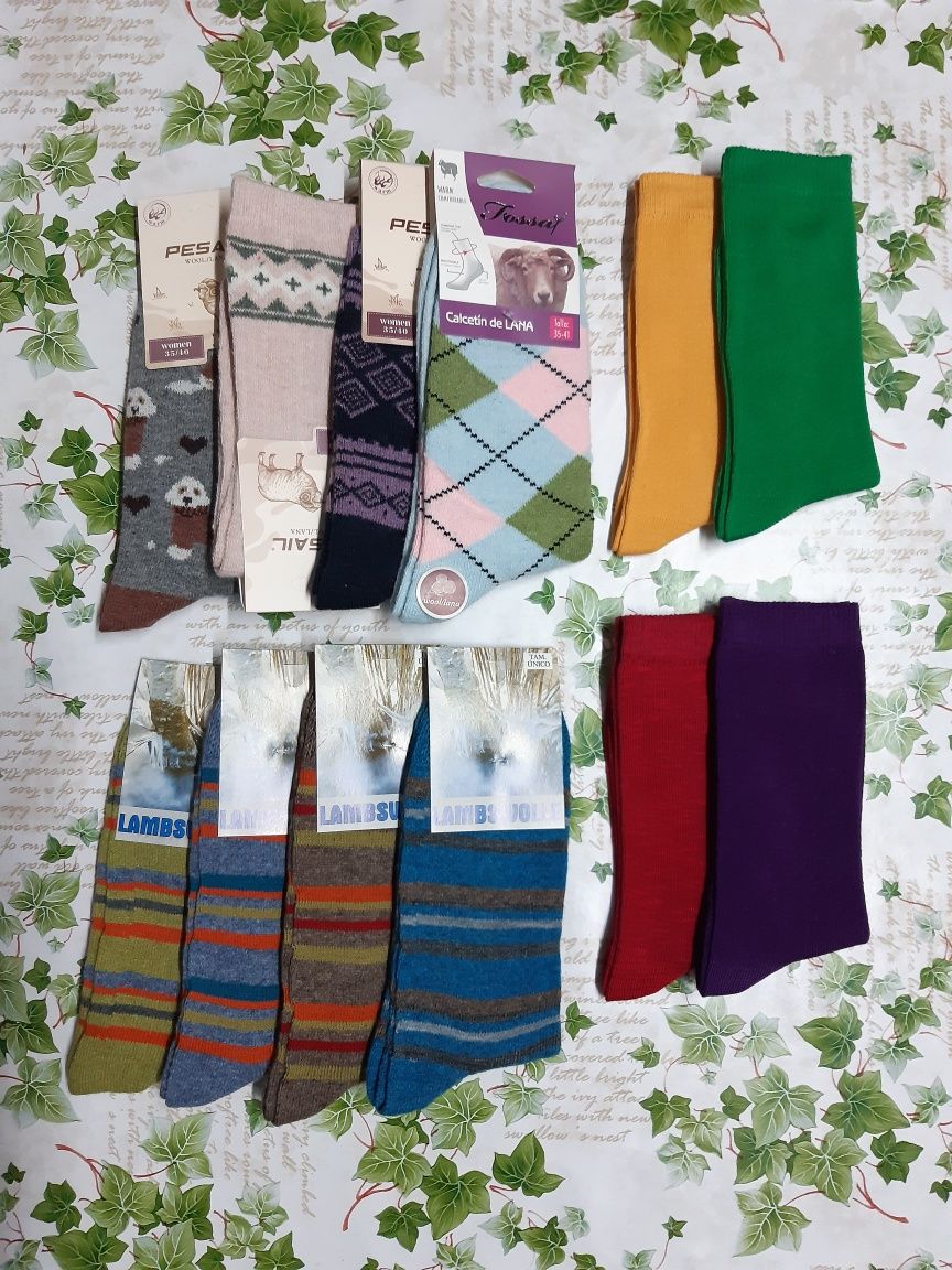 12 pares de meias, 4+4 em lã (Lambswool)